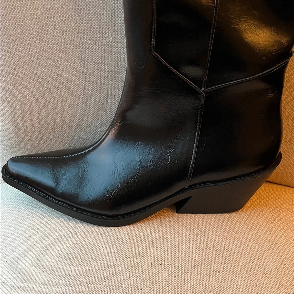 Black Knee-High Women's Boots